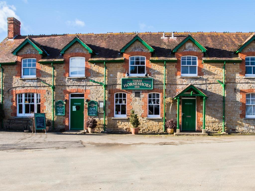 Three Horseshoes Inn Powerstock Eksteriør bilde