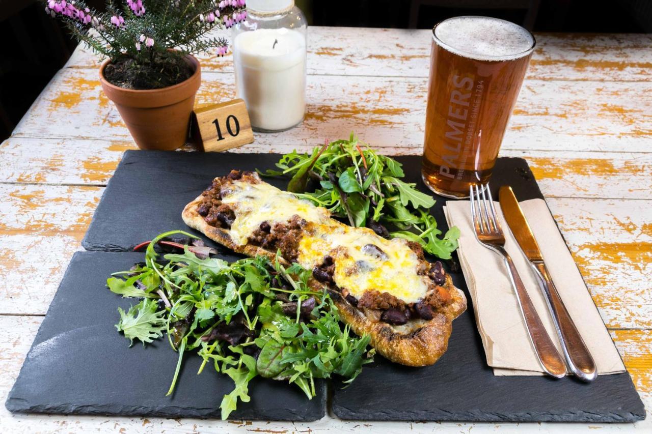 Three Horseshoes Inn Powerstock Eksteriør bilde